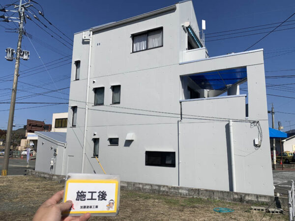 【山鹿市】屋根・外壁塗装事例 コンクリート打ち放し超低汚染リファイン3分艶仕上げ