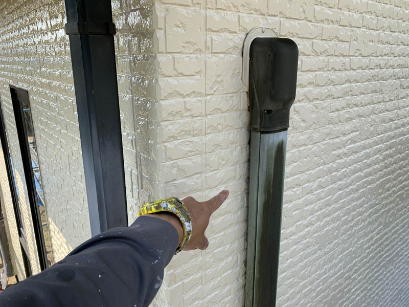 エアコンのカバーの様子です。