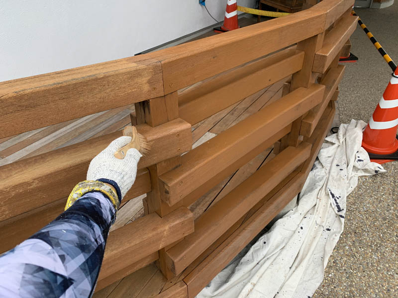 防藻・防カビ・UVカットなどの成分が入っている優秀な材料です。