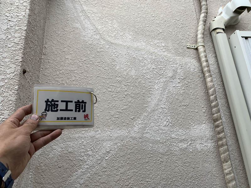 熊本地震の影響でひび割れが発生しています。コーキングが打ってありました。