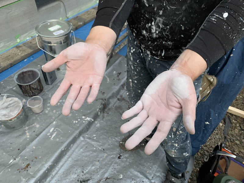 ケレン後のお写真です。目荒らしをすることで塗料の食いつきをよくします。