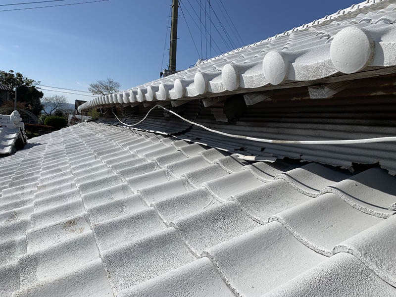 トタンが痛んでいますね。