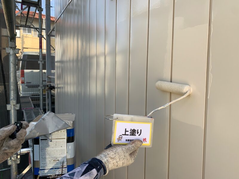 上塗り状況です。ツヤでて綺麗ですね。