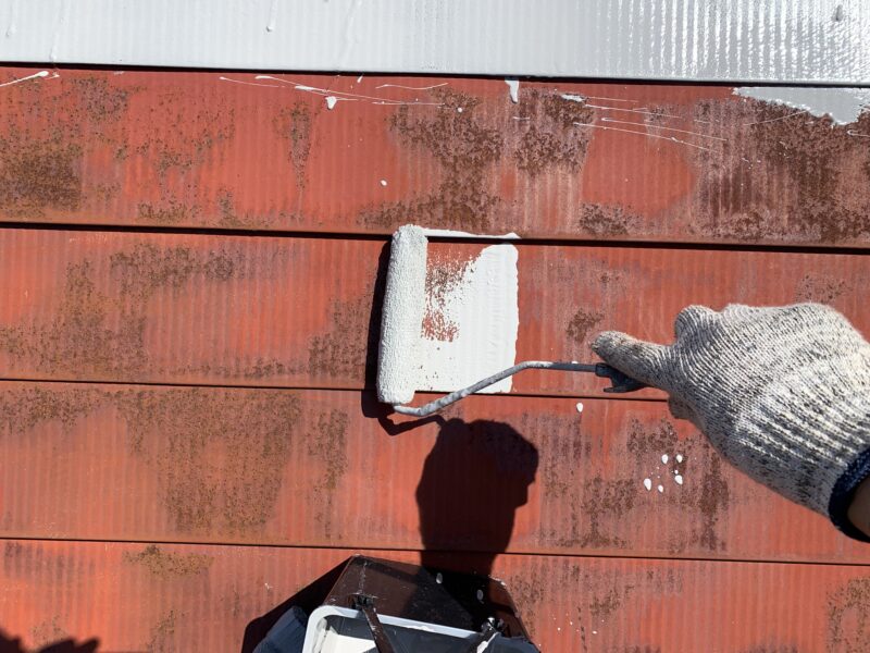 錆がひどいですね、今まで言い塗装は一回もしてないですね。塗膜がしっかりとついているとサビが発生しても広がりません。