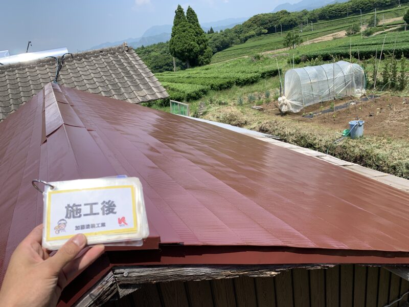 3回塗りで仕上げておりますので、サビが発生は当分先のはなしです。高グレードフッ素塗料で施工しましたので塗膜がガチガチになるので長期にわたって美観を維持します。