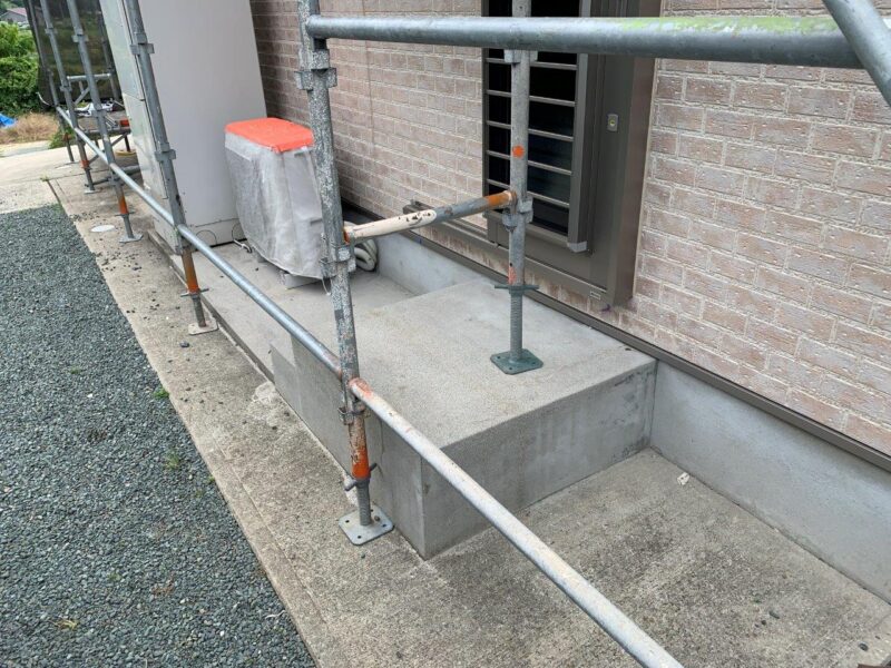 勝手口ドア付近の養生