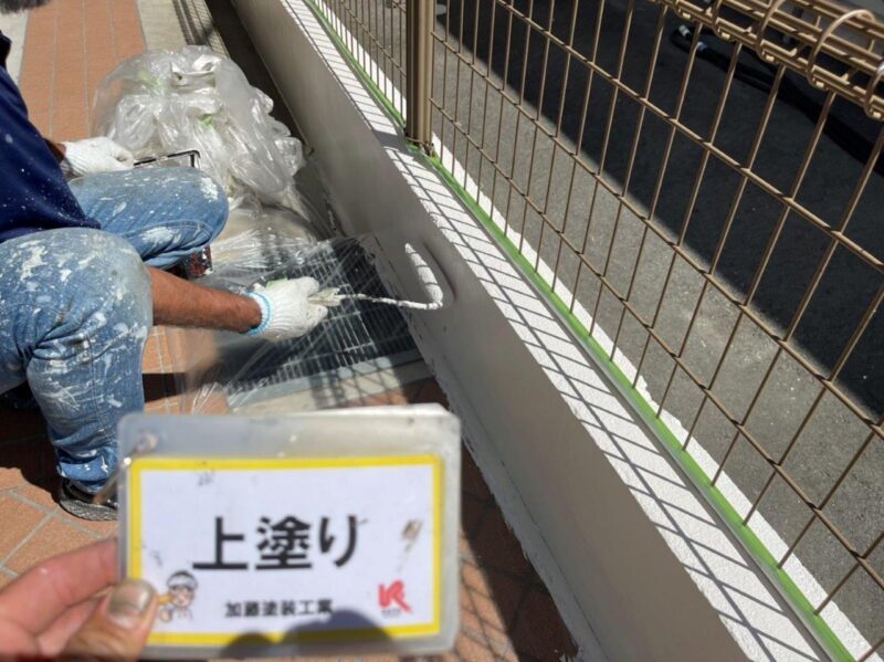 上塗り状況です。