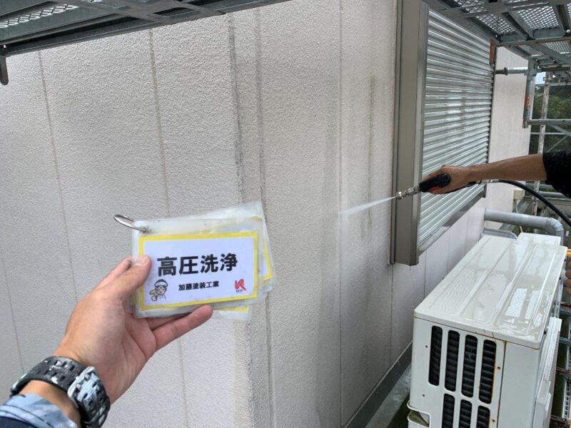 チョーキング現象が発生しているのでしっかりと圧力をかけて洗浄します。