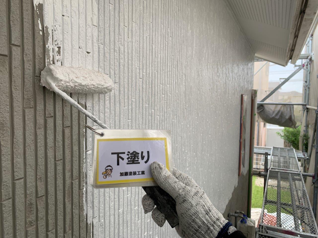 熊本市　鶴羽田にて外壁塗装　下塗り　天日後の高圧洗浄　熊本アパート塗替え