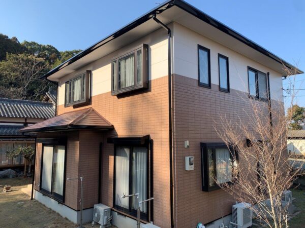 【熊本市北区植木町】築22年の初塗装｜WB多彩模様で高級感のある仕上がりに