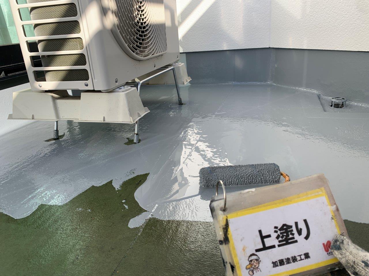 熊本市鶴羽田M様邸　バルコニー内の防水塗装をおこないました。