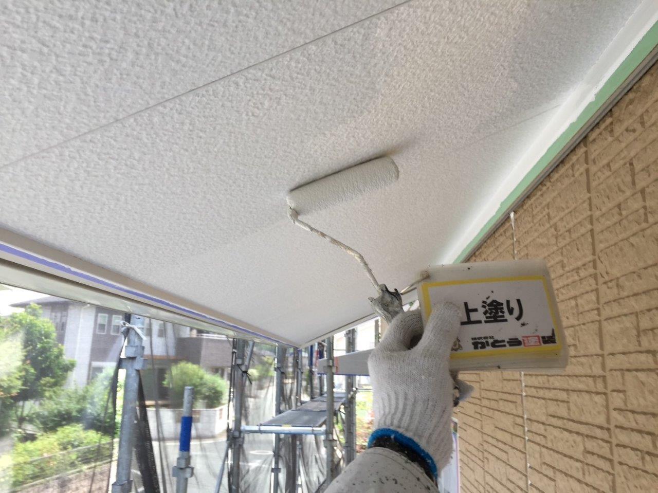 玉名市N様邸外壁塗装　軒天　天井塗装を艶消し塗料で塗装しました。