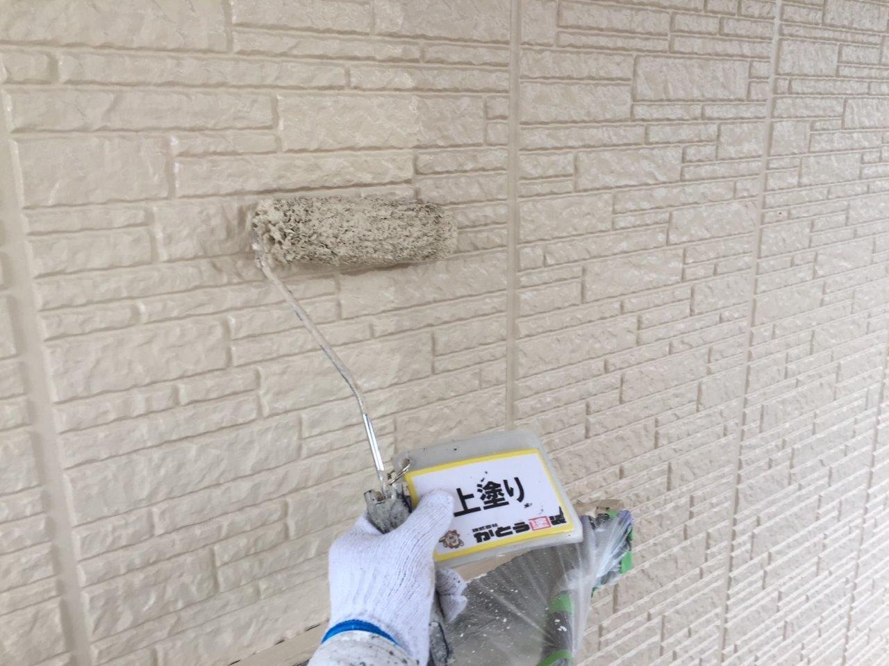玉名市N様邸外壁塗装　超低汚染塗装を使用して上塗りをしました。