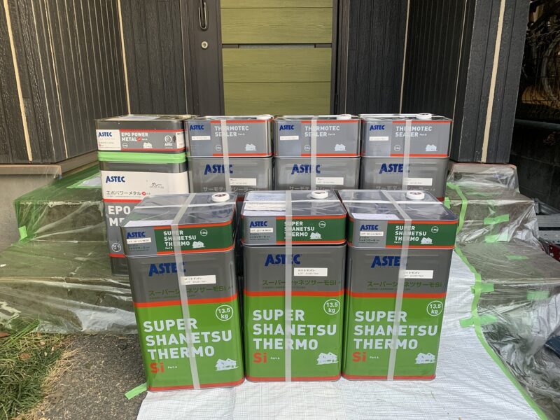 屋根の塗料です。