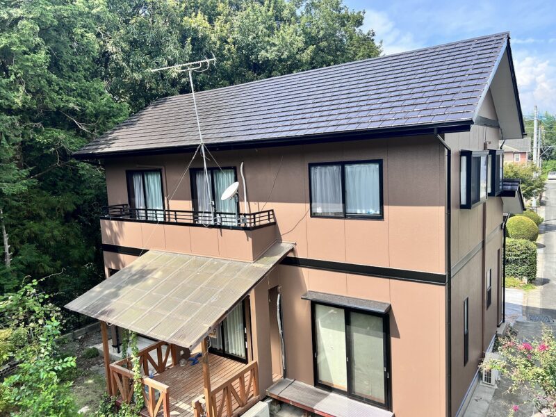 裏側のお写真です。損傷が激しかった幕板も綺麗に補修できております。