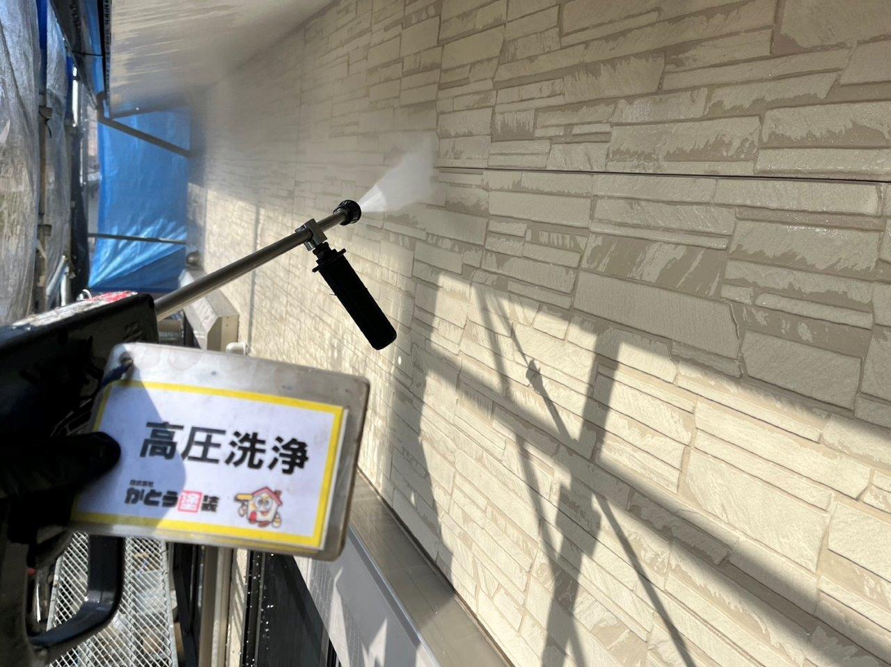 熊本市北区麻生田ｋ様邸外壁塗装，施工前のお写真、高圧洗浄をおこないました。