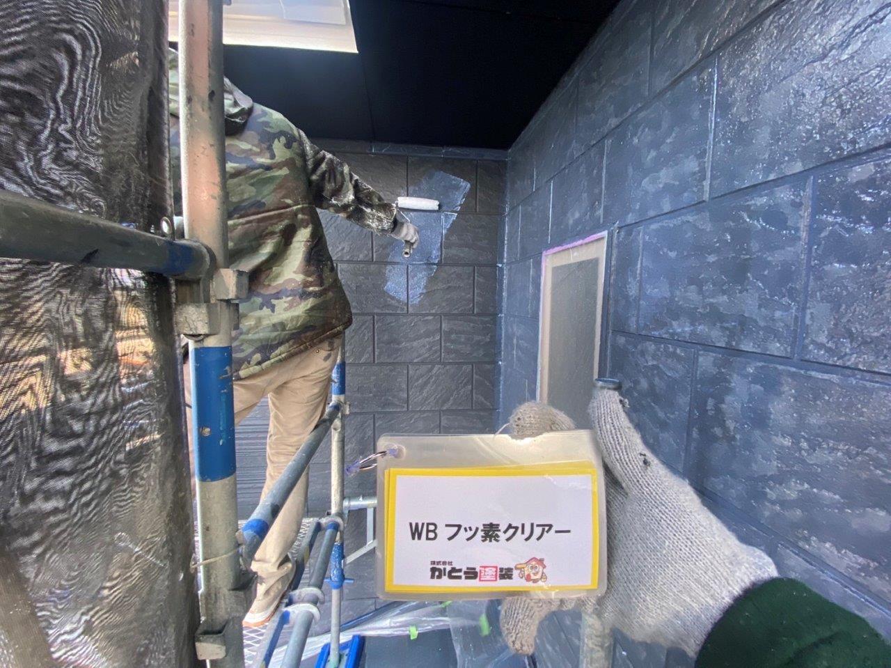 熊本市龍田Y様邸外壁塗装，WB多彩模様仕上げ工法のフッ素クリアー塗装をおこないました。