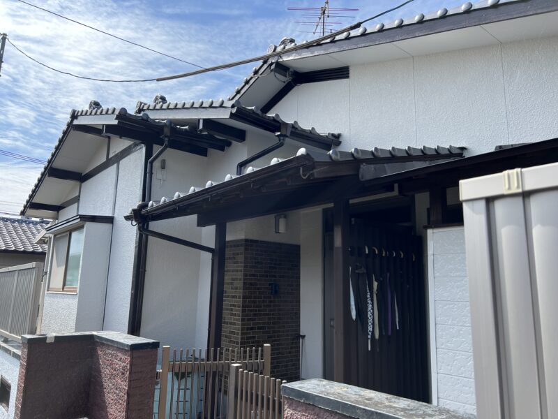 下からのアングルから見ても、経年を感じさせない新築同様の美しさになりました。