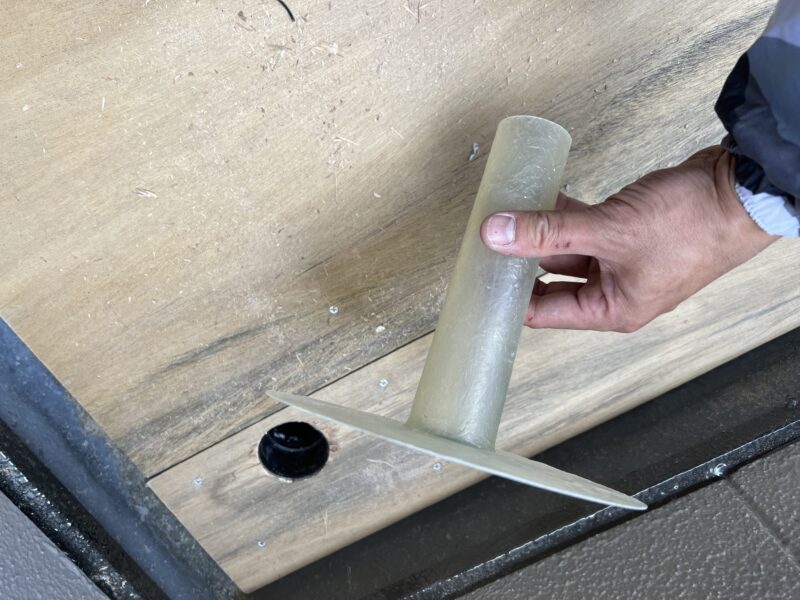 新設した穴に改修ドレンを取り付けます。