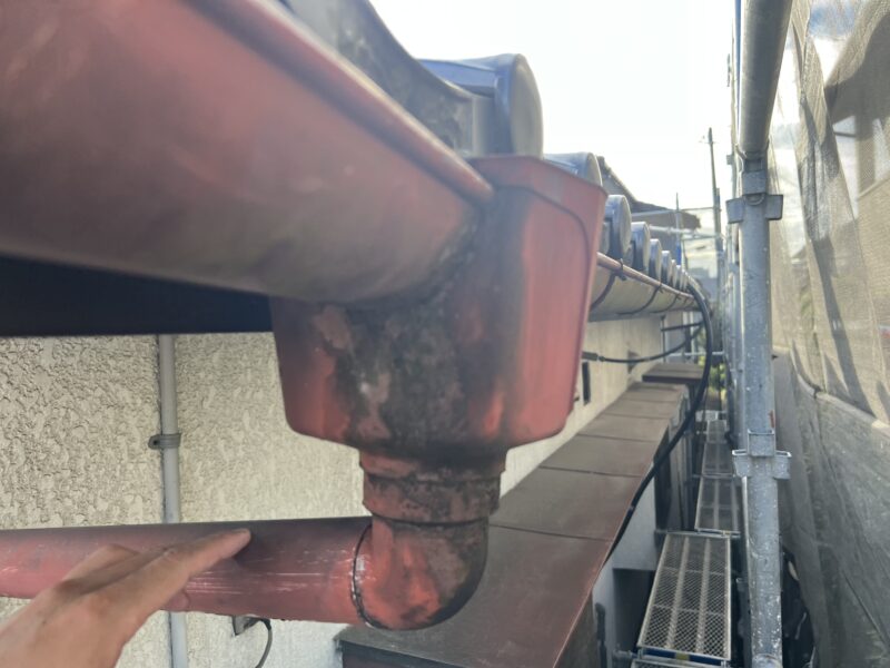 雨樋の施工前のお写真です。