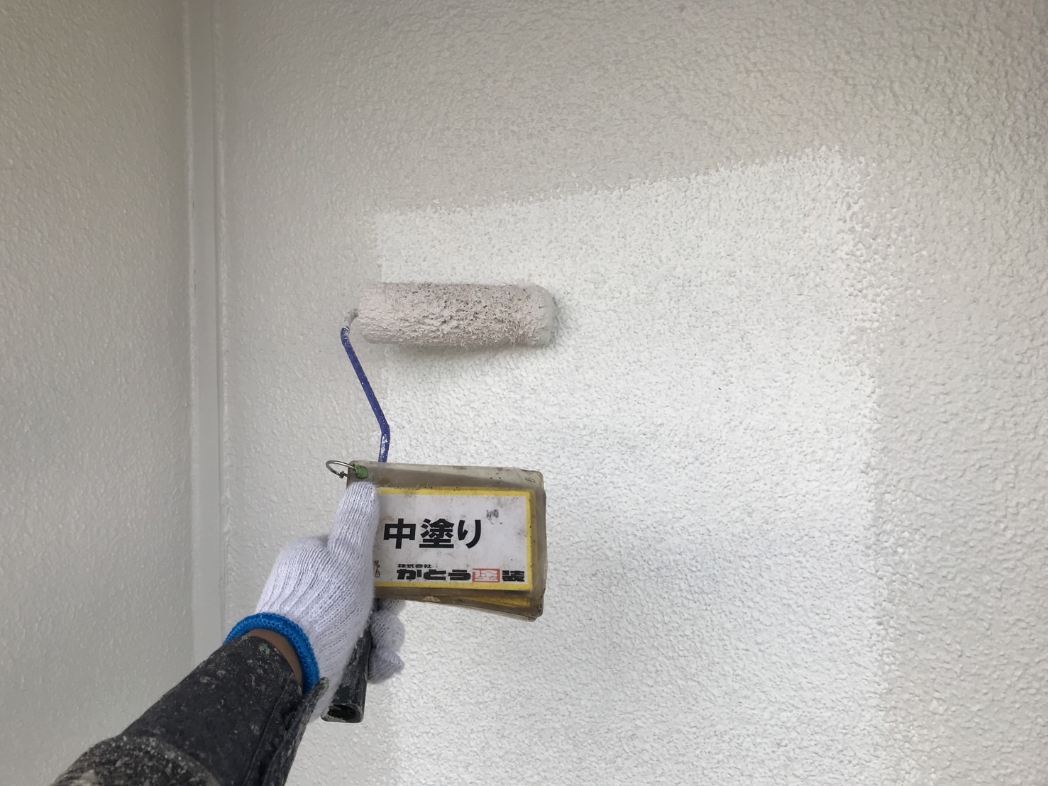 熊本市北区N様邸外壁塗装，養生し外壁の塗装をおこないました