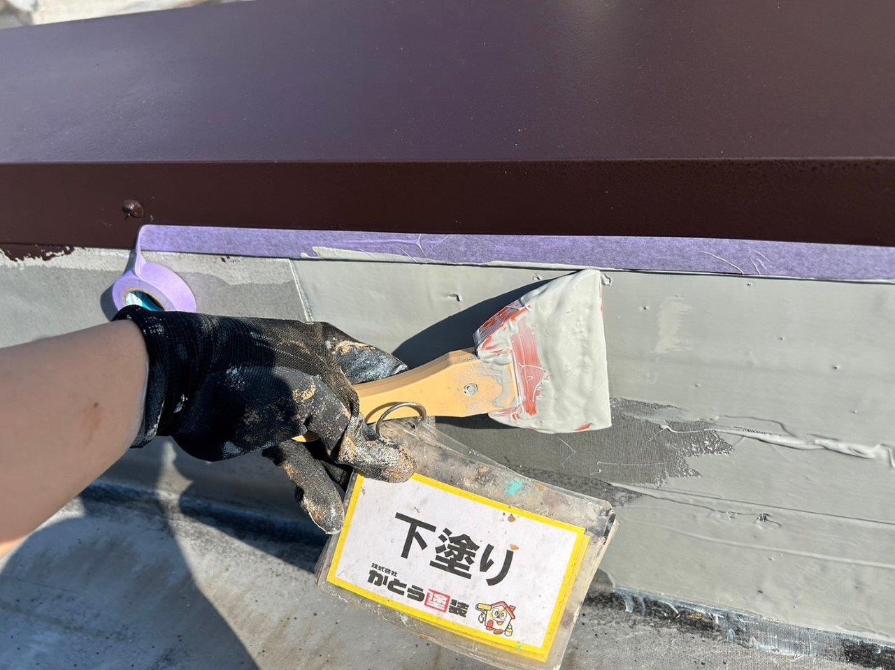 熊本市西区アパート塗装，屋上防水　１F通路のVカット