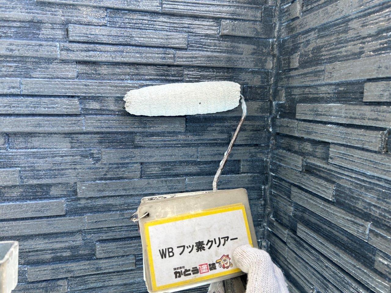 菊陽町H様邸外壁塗装，WB多彩模様仕上げ工法クリアー塗装をおこないました