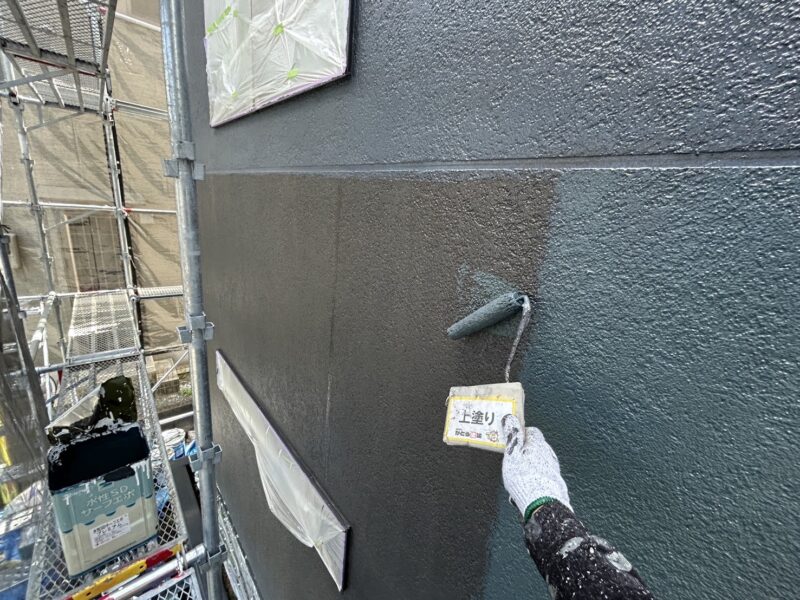 上塗りの様子です。