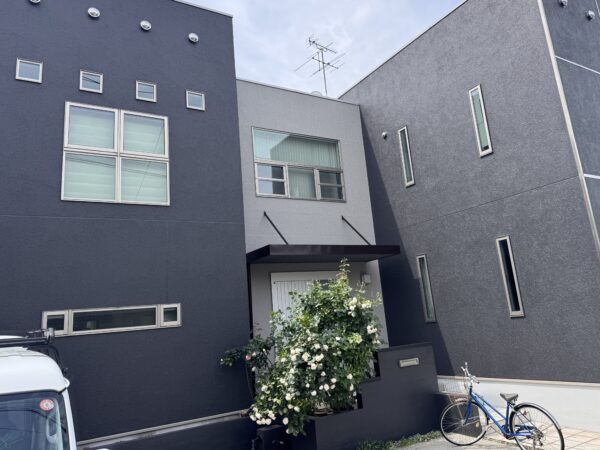 菊陽町F様邸外壁塗り替え　JAXAが開発したロケット技術を利用した断熱塗料ガイナを使用し、年中快適な住空間を実現します