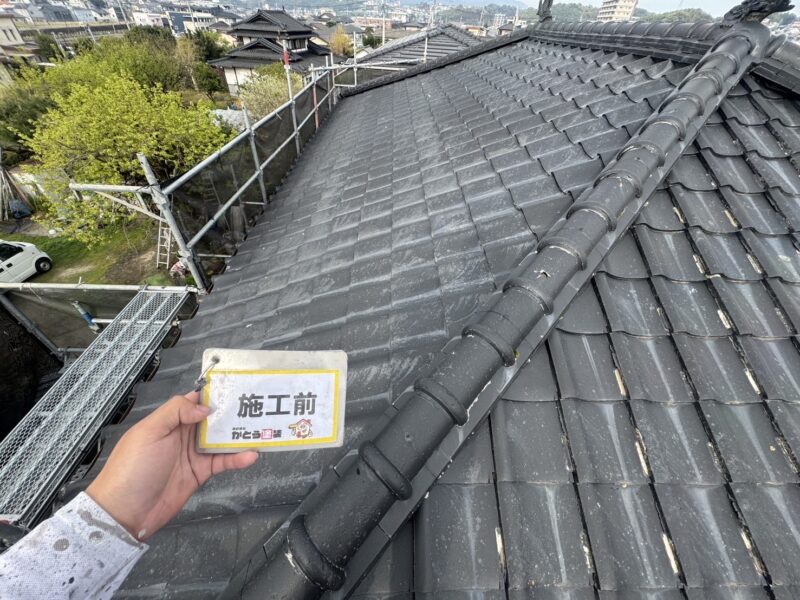 屋根の塗膜はほとんどなくなっていました。