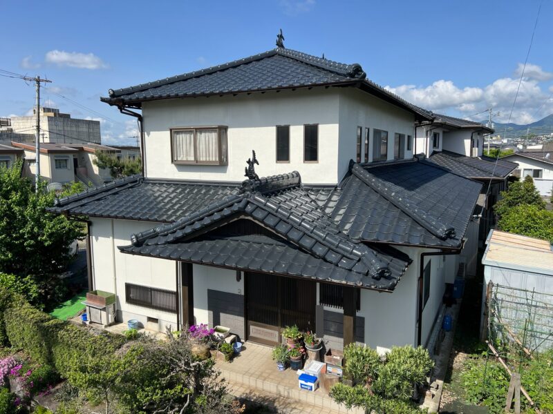 全体的な雰囲気はそのままに、紫外線や雨風からしっかり守ってくれる耐候性・防水性を高めたお住まいにアップデートしました。
