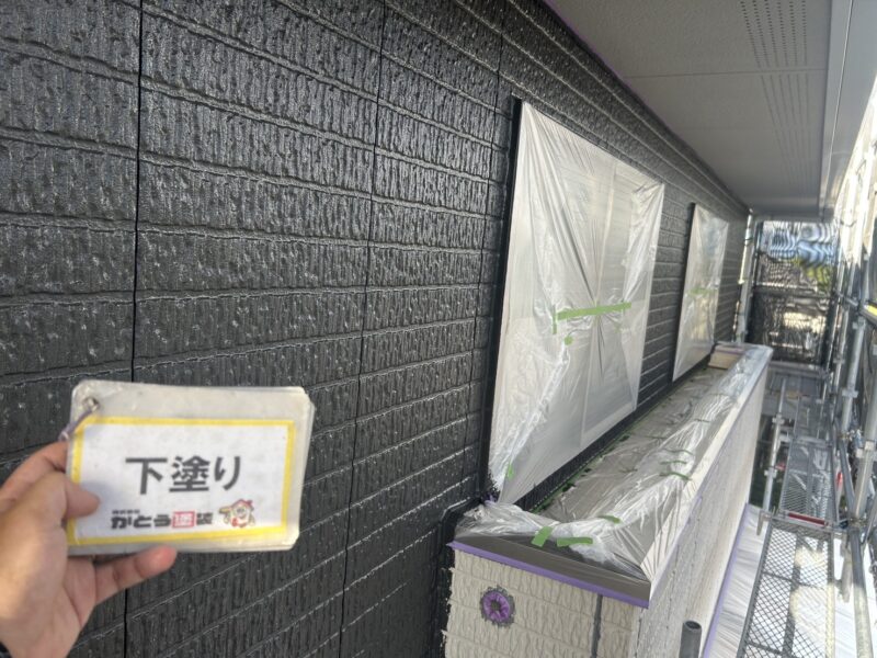 下塗り完了しました。<br />
ムラなく仕上がっています。
