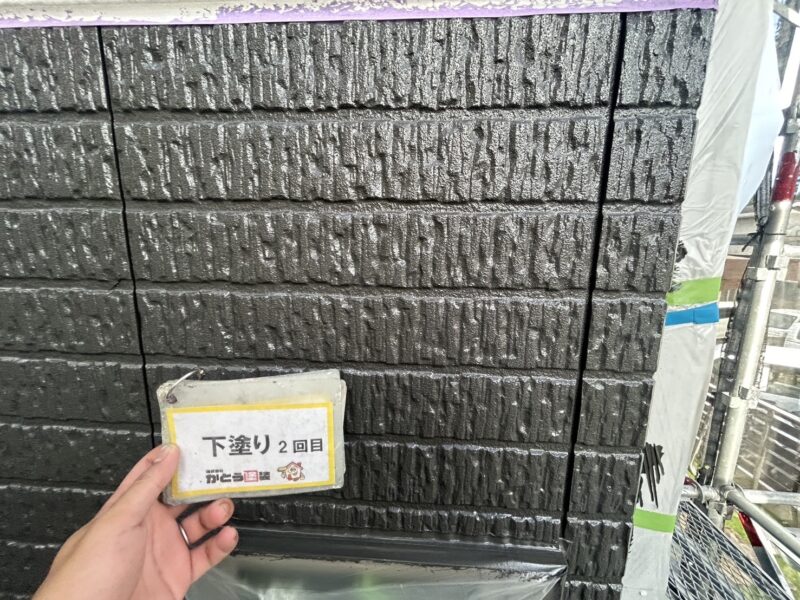 下塗り2回目完了しました。
