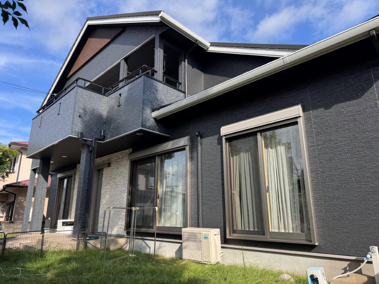 熊本外壁塗装，屋根塗装工事　合志市K様邸　高い防水性能を持つクリアー塗装で外壁表面をコーティングしました