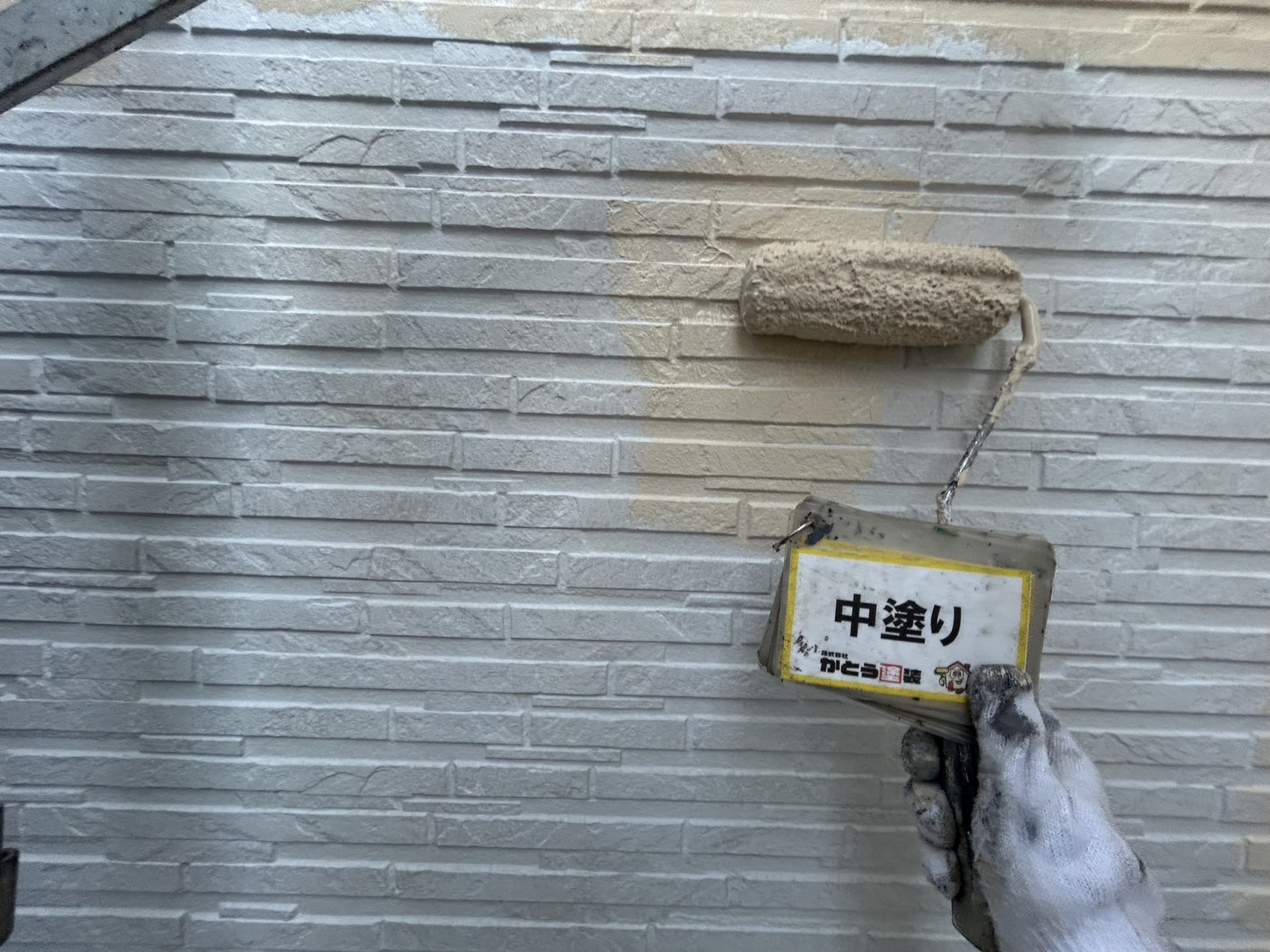 合志市M様邸外壁塗装　驚異の断熱効果を発揮するGAINAを使用し、塗り替えをおこないました