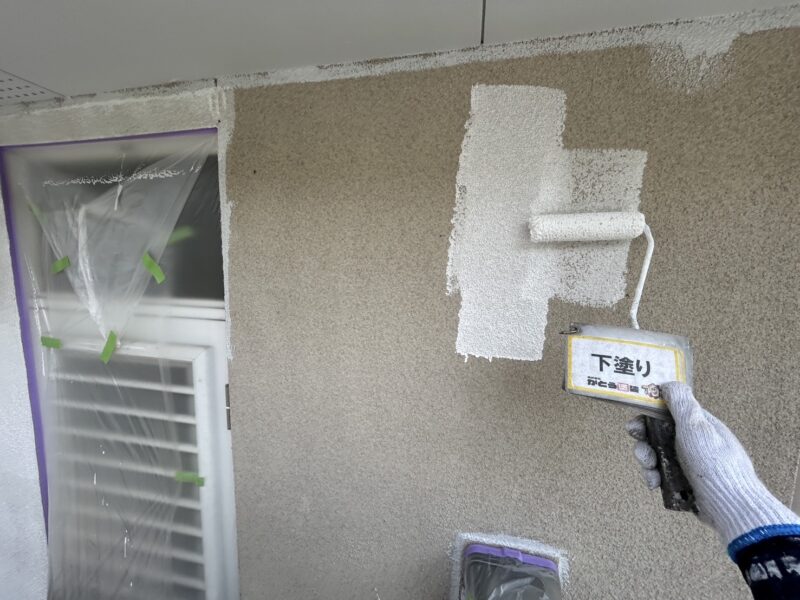 下塗りの様子です。