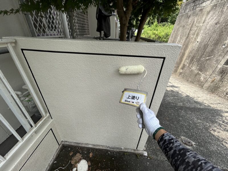 上塗りの様子です。