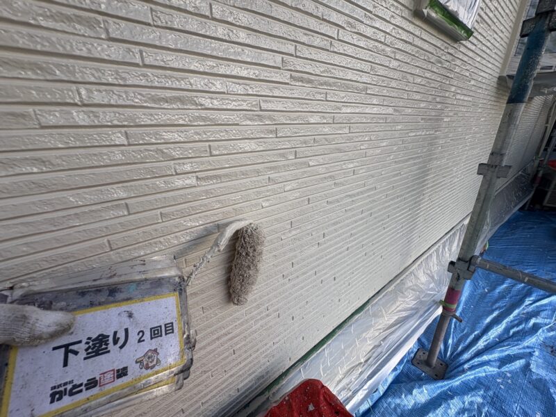 下塗り2回目の様子です。