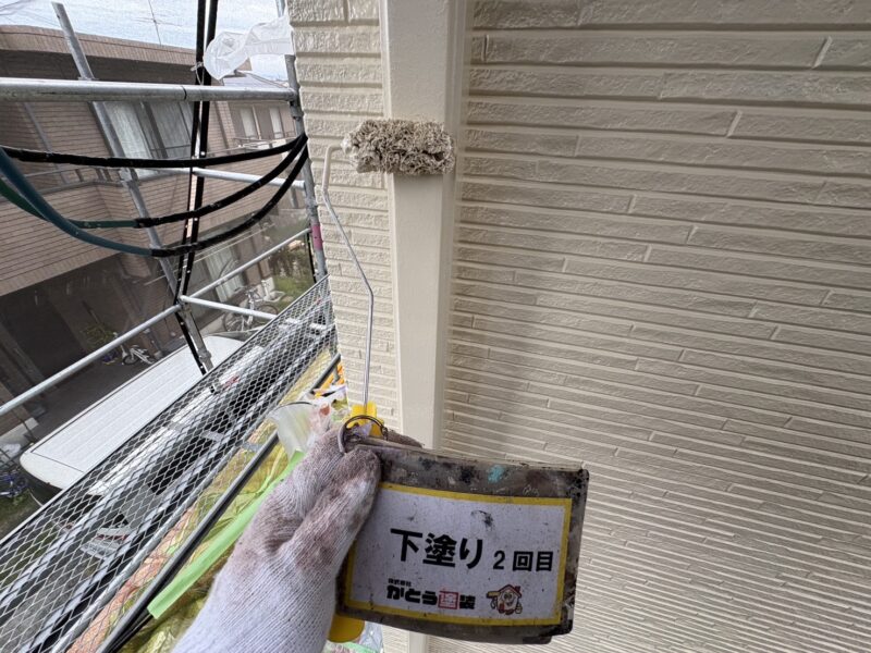 下塗り2回目の様子です。