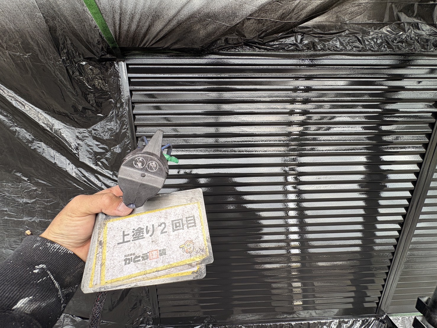 玉名市K様邸外壁塗装　付帯部は塗料を重ね塗り、塗膜に十分厚みを持たせることで、耐久性が上がり、より美しく仕上がりました