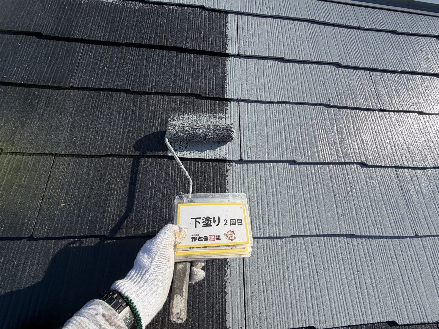 熊本市北区O様邸塗り替え工事　屋根は下塗りを2回施し、塗膜を厚くして防水効果を向上させました