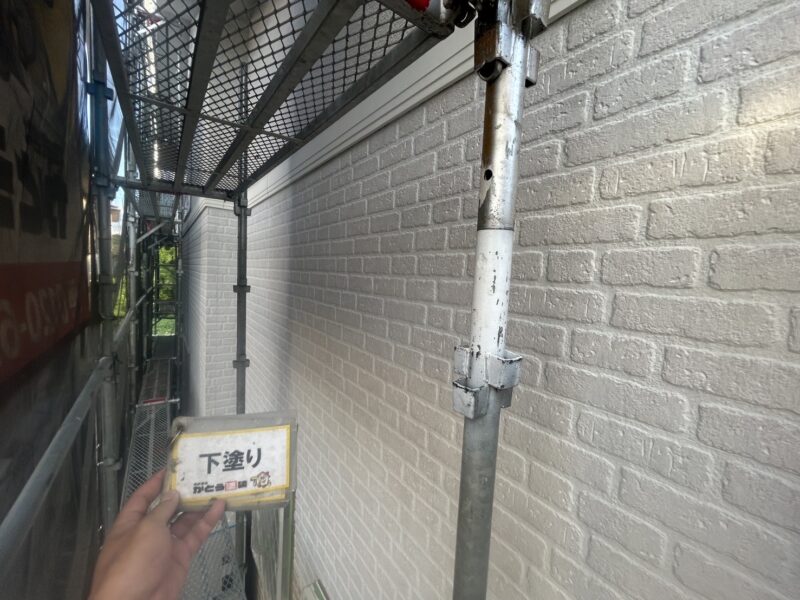 下塗り完了しました。