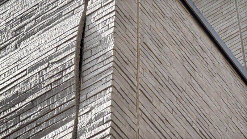 反りが出ています。