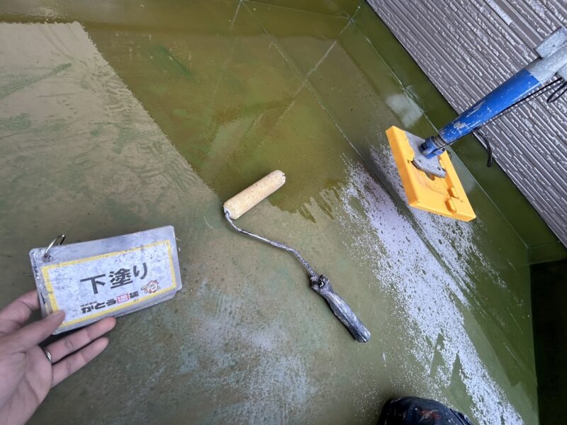 下塗りの様子です。