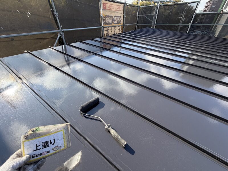 上塗りの様子です。