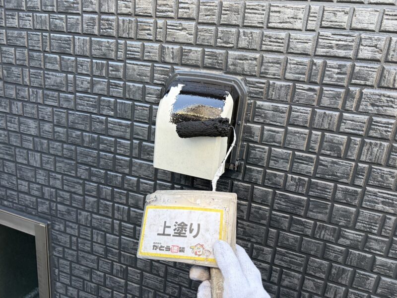 上塗りの様子です。