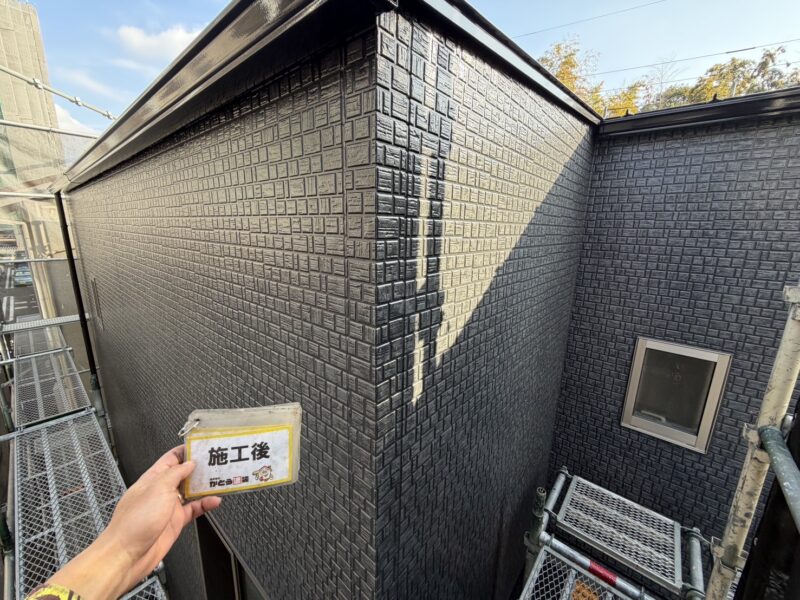 WB多彩仕上げ工法は、オシャレな見た目に仕上がるだけでなく、耐候性が大幅に向上し、耐久性にも優れた塗膜を形成することができます。