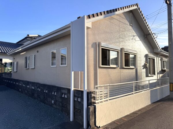 宇城市M様邸　外壁塗装　外壁のデザインや質感を活かしながら、クリアー塗装で外壁表面を保護し、新築のような輝きを取り戻しました