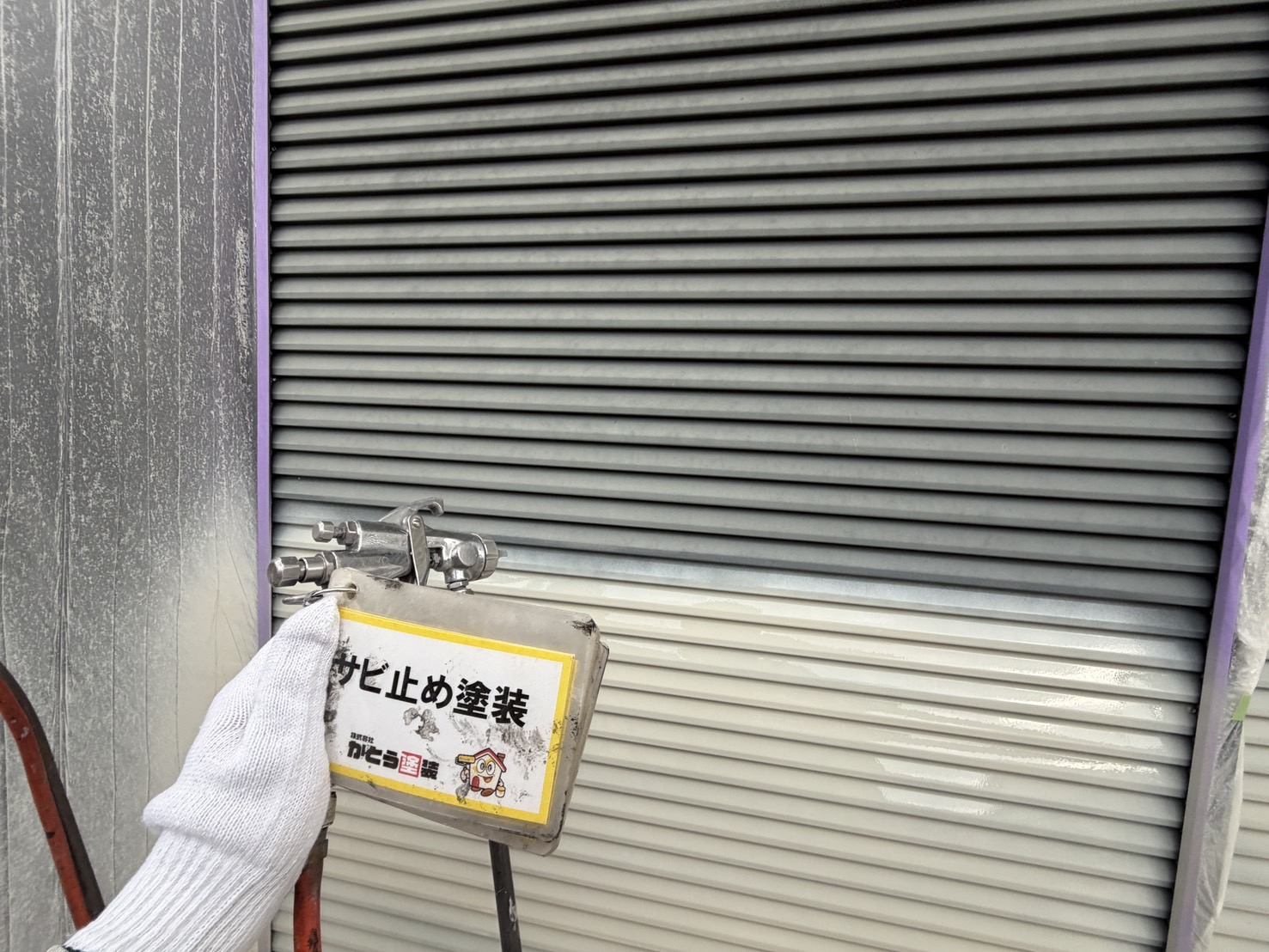 【熊本市北区Y様邸】外壁塗装の施工事例｜鉄部にサビ止めを施し仕上げ塗装