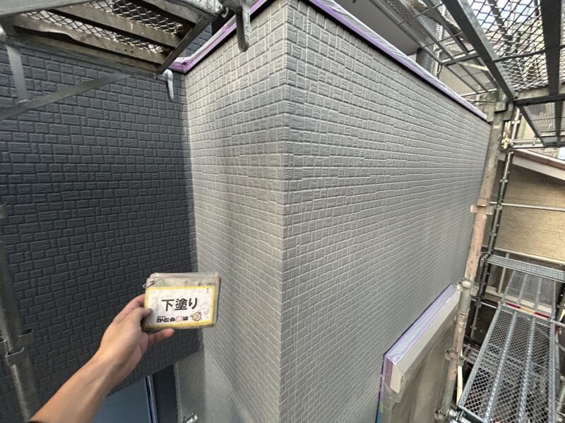 下塗り完了しました。